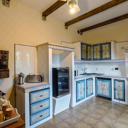 La Nuit Bed & Breakfast Bari Exterior photo